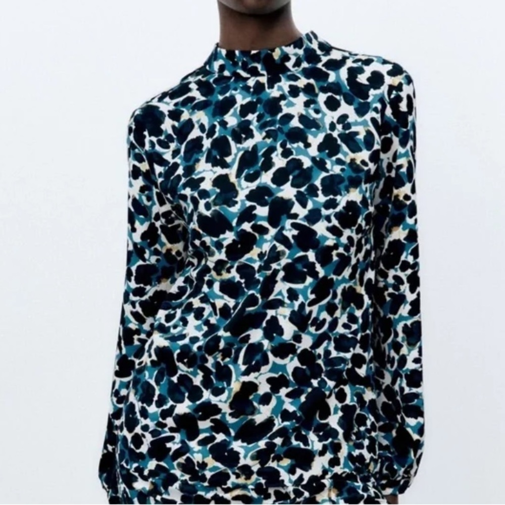 ZARA animal print top blouse shirt long sleeves button closure black blue large